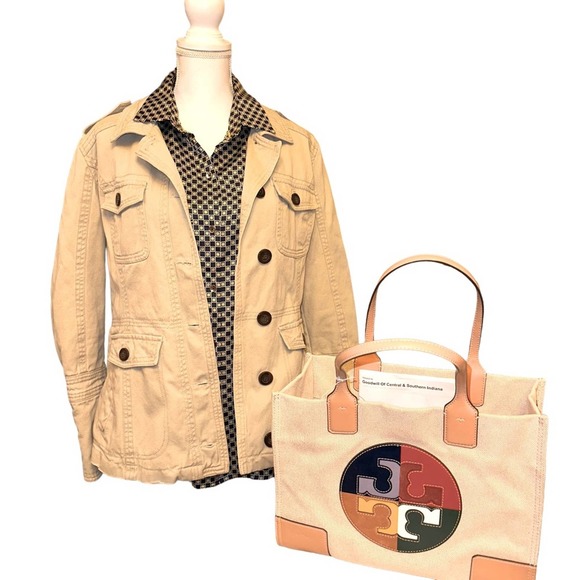 Jones New York - Signature Button Down Blouse w/lapel, blue + lime green, Large - Picture 8 of 10